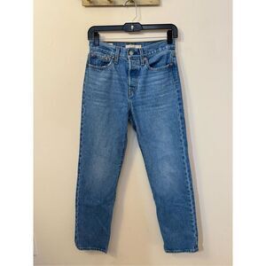 Levi’s Wedgie Straight Medium Wash Jeans 25